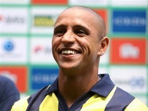 300_roberto-karlos1.jpg