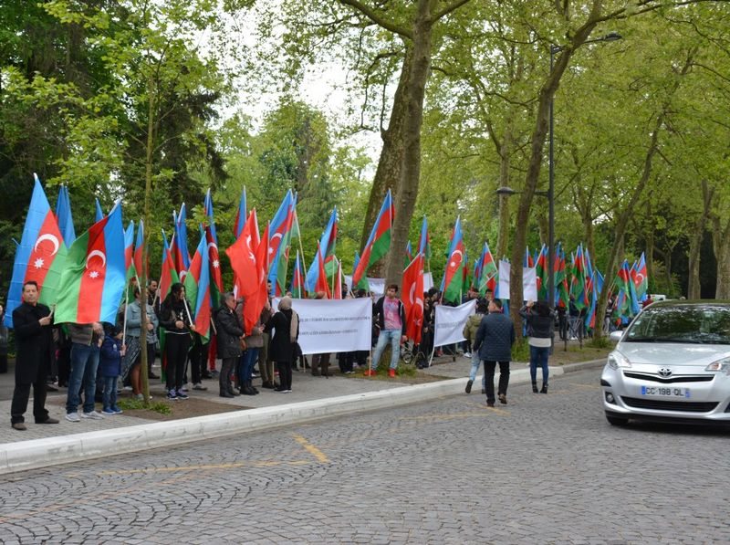 Азербайджанская диаспора петербурга. Азербайджано-Европа. Молодежь Азербайджана и Армении встретится в Страсбурге. Читинская диаспора Азербайджана здание.