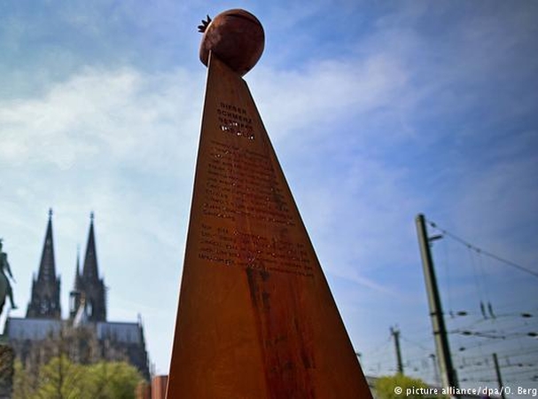 600_keln-armenia-armyane-pamyatnik1915