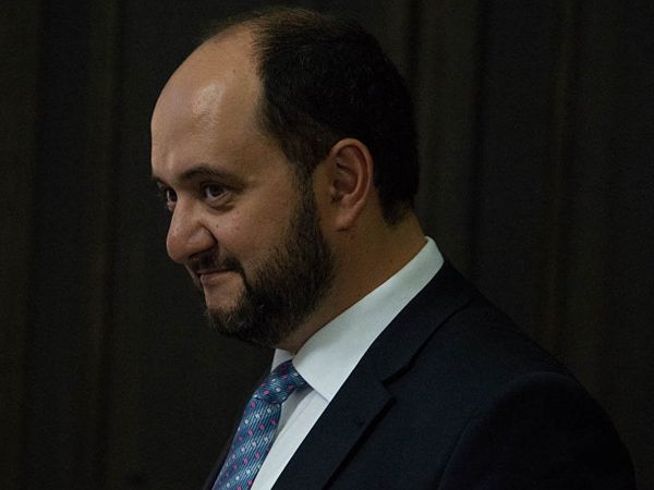 600_araik-arutyunyan-ministr