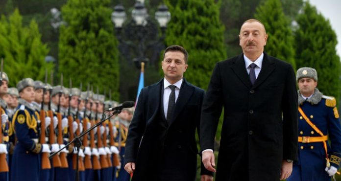 1000-aliyev-zelensky-baku (1)
